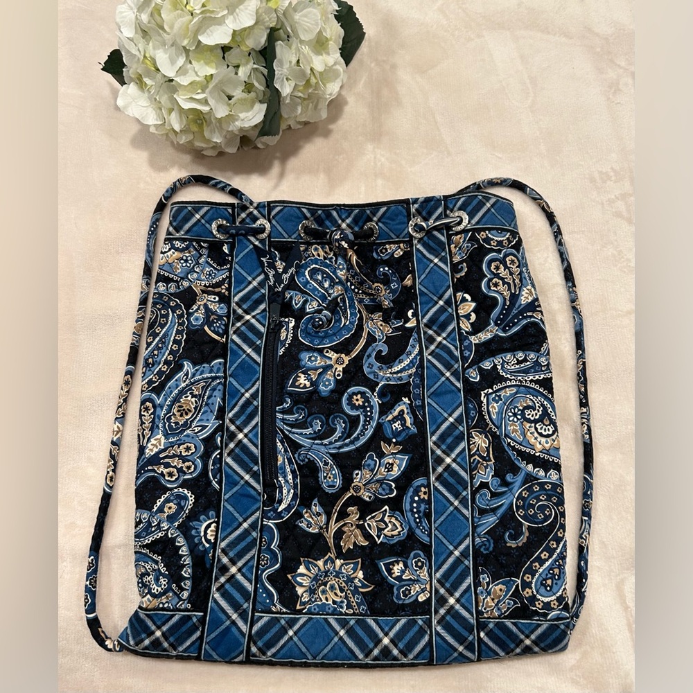 Vera Bradley Drawstring Blue Paisley Backpack Purse